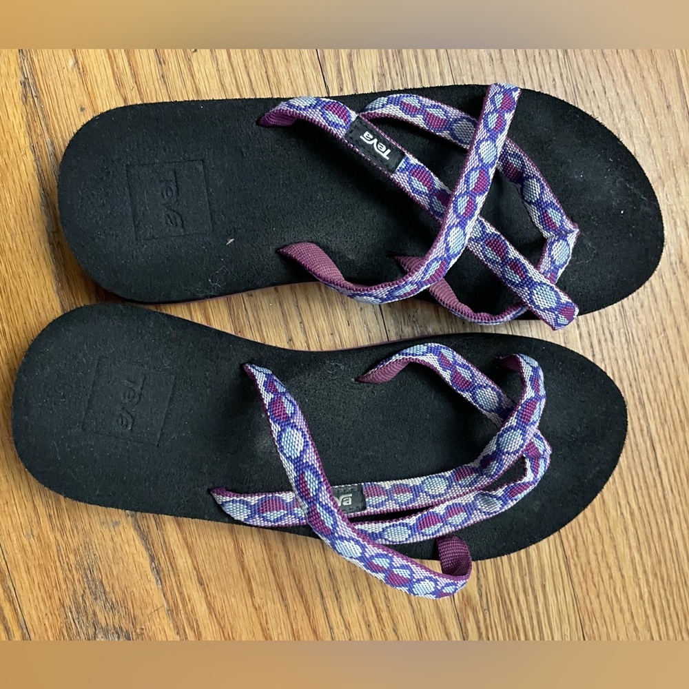 Womens Teva, 6